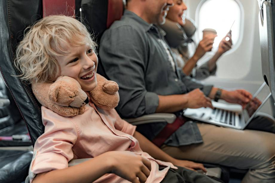 Family on a plane to travel