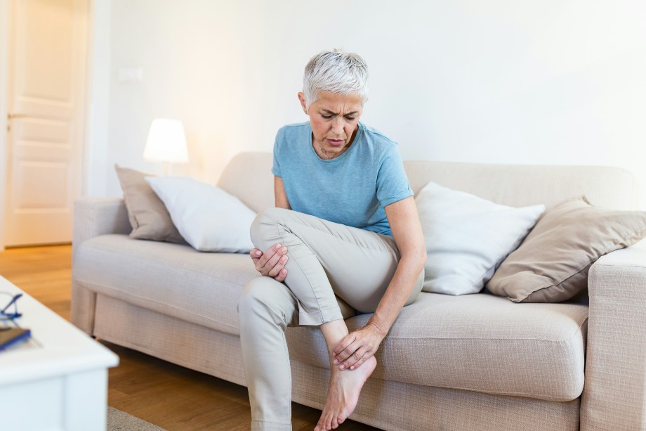 a woman soften heel pain