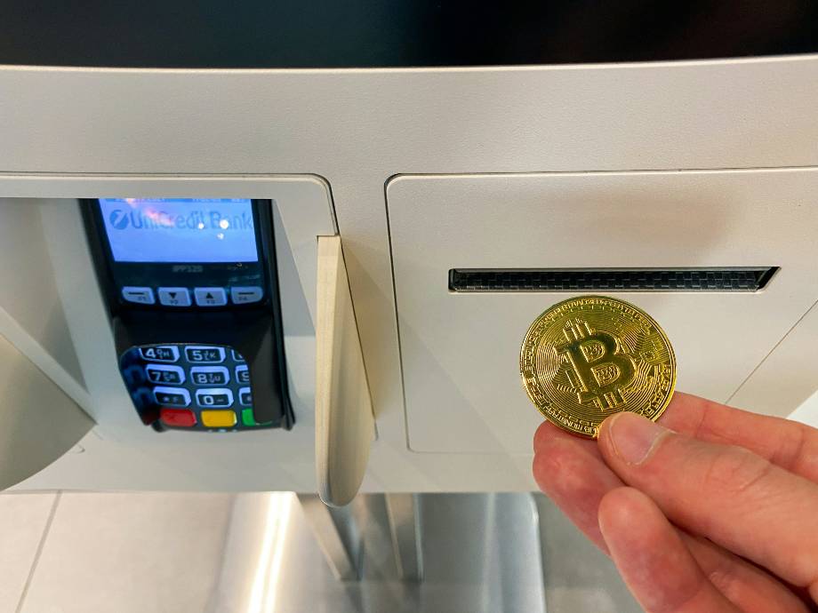 Bitcoin make the payment